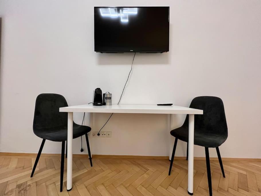 Little Cozy Residence - Enjoy Viennas Spring Season Екстер'єр фото